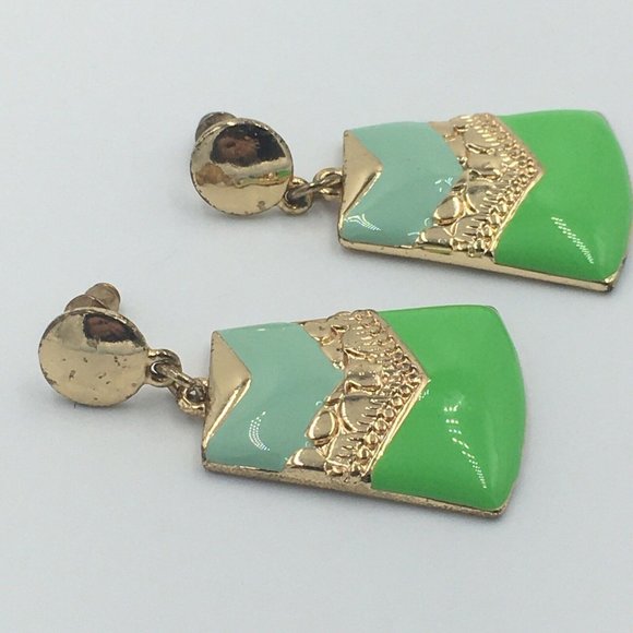 Mint Green ENAMELED Gold Tone Summer Dangle Post Pierced EARRINGS - Picture 5 of 6